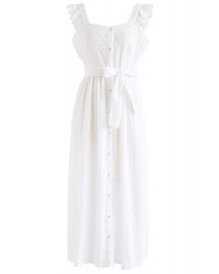 Finde die Liebe mit einem weißen, bestickten Cami-Kleid